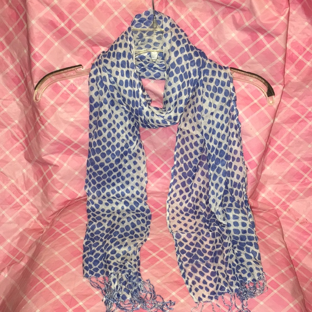 🎈SALE🎈🧣SCARF #10 “BLUE DOTTY”🧣